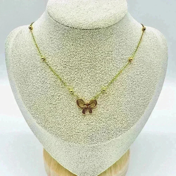 Carrie Bow Gold Pendant Necklace - Picture 3 of 5